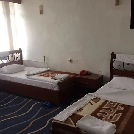 Kayapali Hotel *