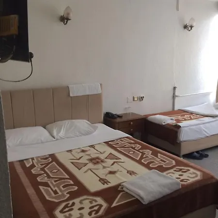 Kayapali Hotel